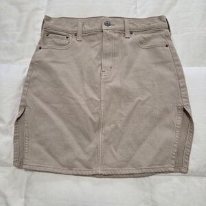 NWOT Abercrombie Classic Tan Denim Women's Mini Skirt